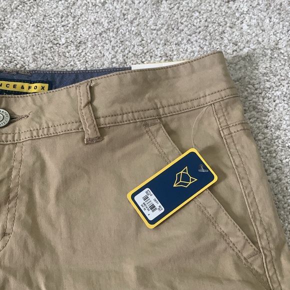 Prince & Fox Women’s khaki shorts size 4 - Picture 5 of 5